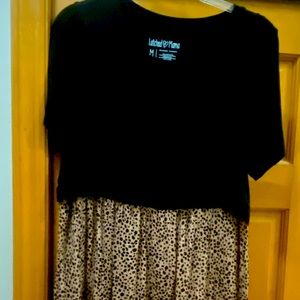Latched Mama babydoll nursing tee, size M